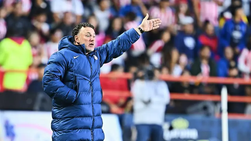 ¿Quieres ganar un Clásico? llama a Gabriel Milito, técnico especialista en este tipo de partidos
