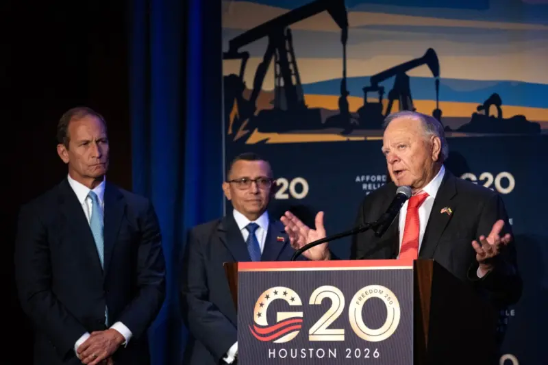 Empresas de EU pactan proyectos de petróleo y oro en Venezuela con apoyo de Donald Trump