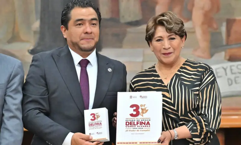 Entrega Delfina Gómez al Congreso mexiquense Tercer Informe de Gobierno