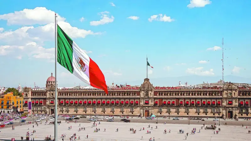 Fitch advierte riesgos para la calificación de México ante débil consolidación fiscal
