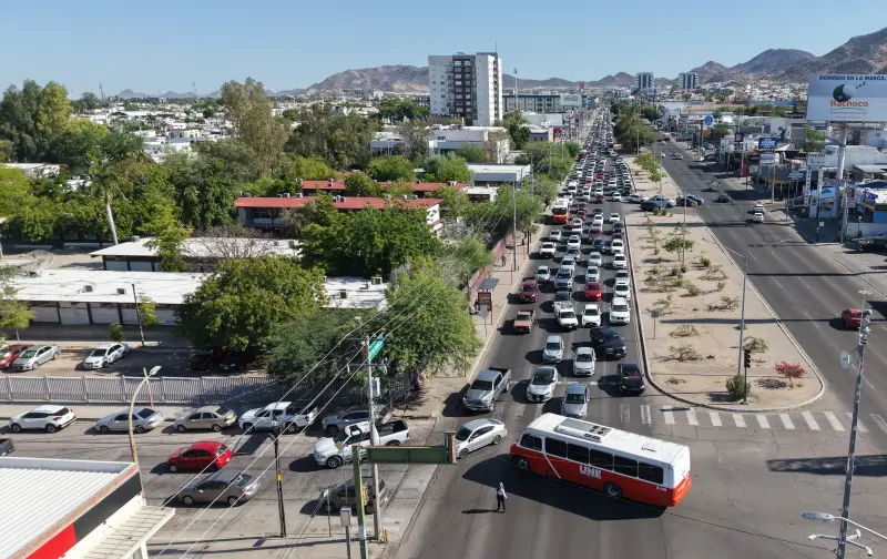 Hermosillo llega al Día Mundial Sin Automóvil con hasta 700 mil vehículos y ciudadanos que ven difícil dejar el carro por el calor y las limitaciones del transporte, ¿se puede pasar un día sin auto en la ciudad?