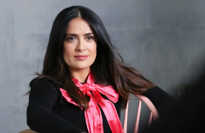 Salma Hayek apoya desde una fundación a sobrevivientes de violencia: así trabaja la organización en México