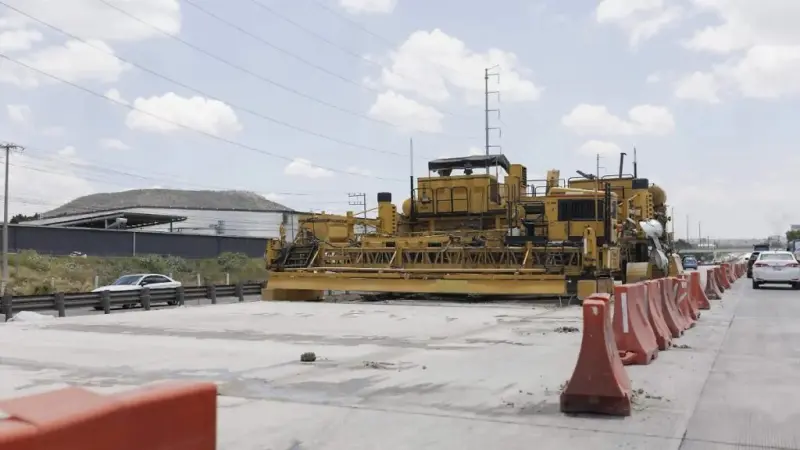 Prevén abrir los cuatro carriles de la México-Querétaro el 15 de octubre