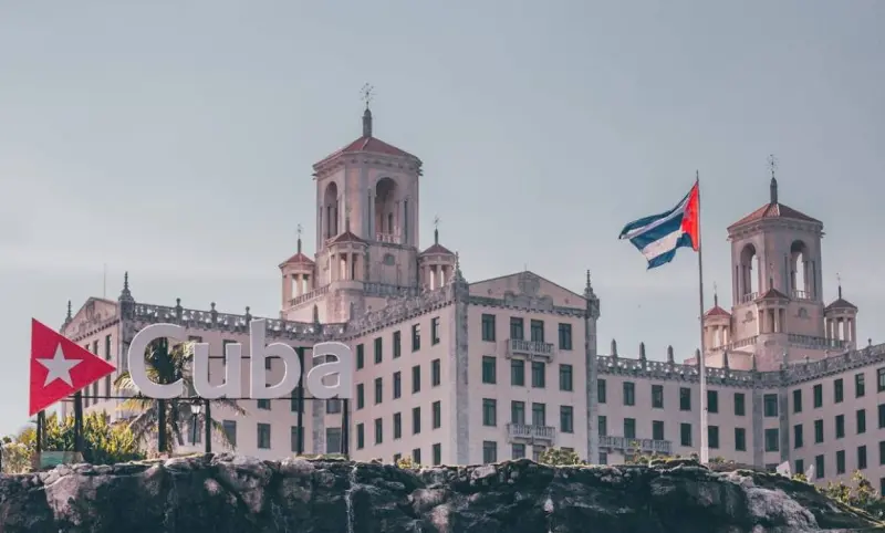 Impone EU nuevas sanciones a 8 entidades y 3 funcionarios de Cuba