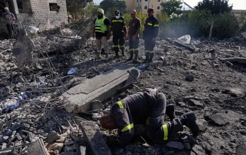 Deja 12 muertos ataque israelí en Líbano