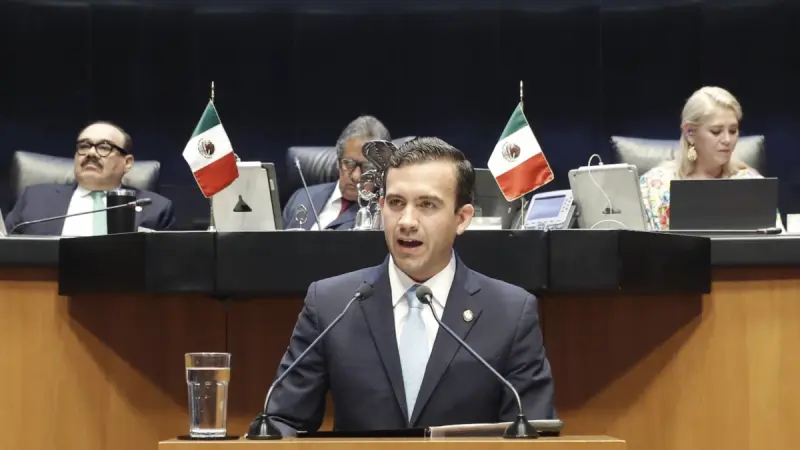 Senado aprueba que jóvenes en Servicio Militar apoyen al Ejército en desastres naturales