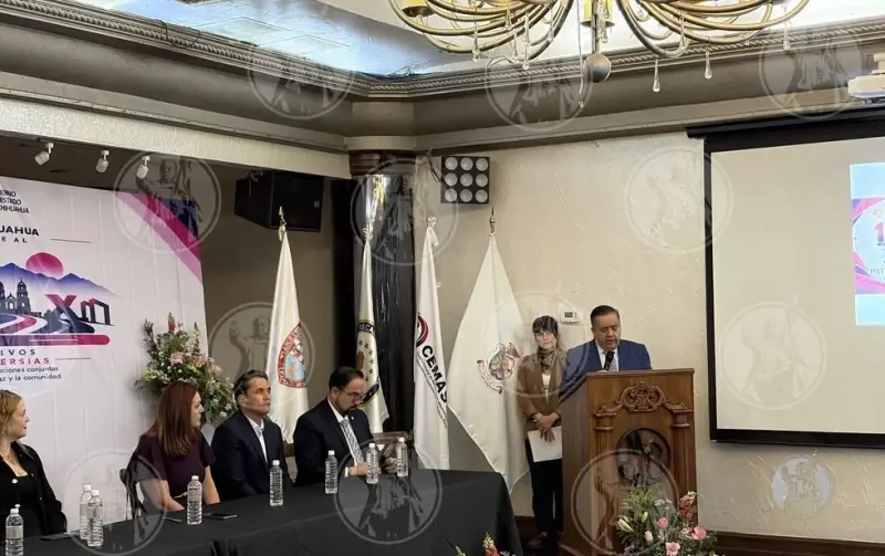 Intercambian experiencias en Congreso Binacional de Mediación