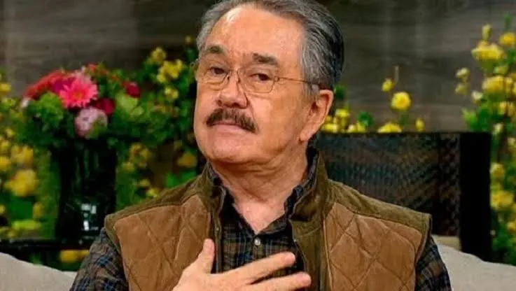 Pedro Sola dice que David Zepeda es gay