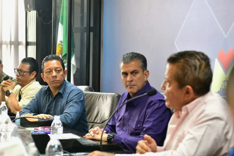 Yamil Melgar y Llaven Abarca fortalecen seguridad del centro