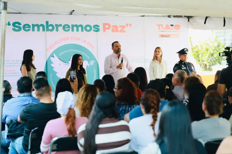 Autoridades de Tlajomulco firman compromiso para la prevención del delito