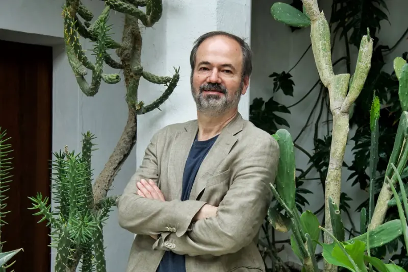 Juan Villoro y la fortuna de coincidir en nuestro tiempo