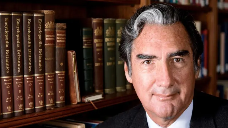 Emilio Azcárraga Milmo tuvo que vender enciclopedias antes de convertirse en el poderoso “Tigre” de Televisa
