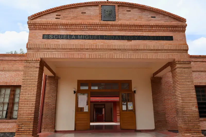 Biblioteca Centenario resguarda tesoros históricos