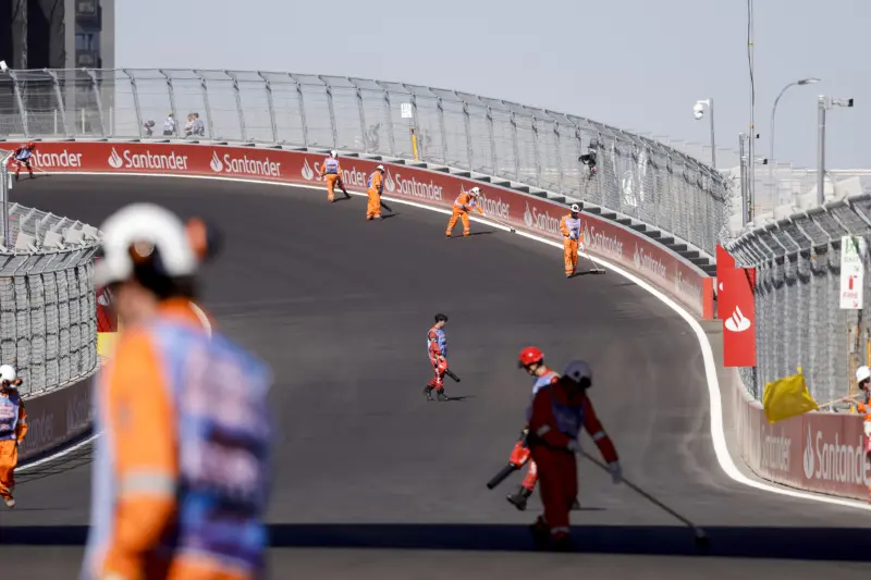¿Qué pasa con el Madring? Accidentes, banderas rojas y quejas vecinales marcan su debut en F1
