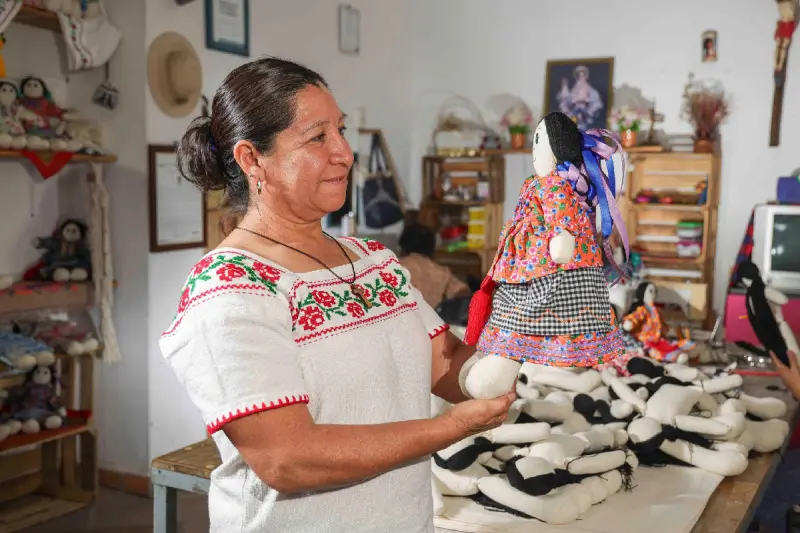 Impulsa Chepe Guerrero la economía local con más de 400 espacios de comercialización para artesanos de Corregidora