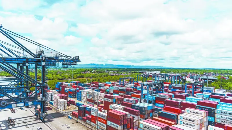 Colombia apurará pacto comercial con Singapur