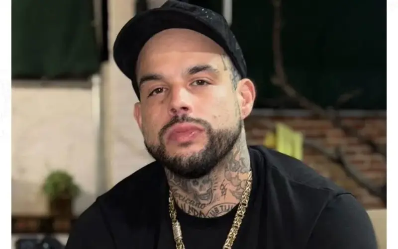 Hospitalizan a Emiliano Aguilar; reportan delicado estado