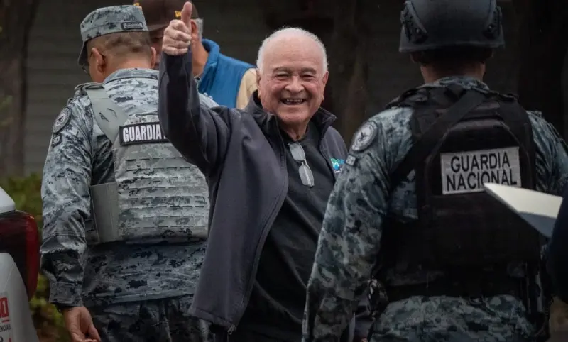 Ernesto Ruffo regresa a Ensenada bajo arresto domiciliario