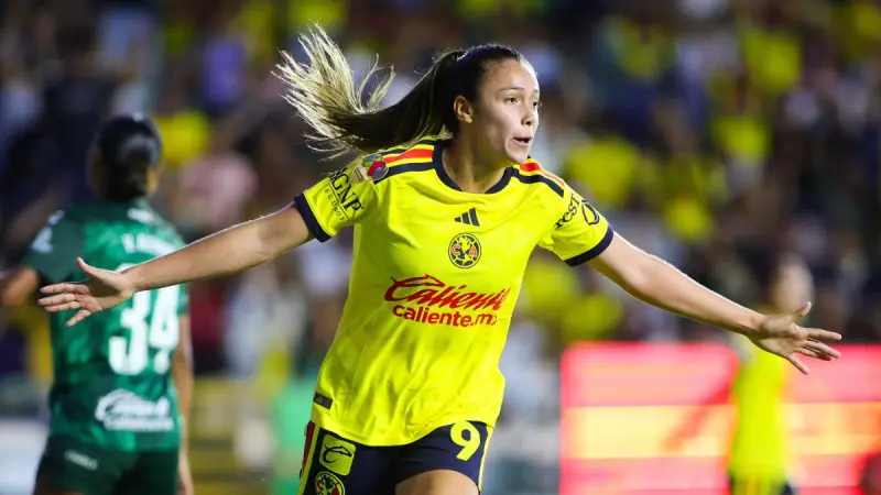 Priscila firma triplete y América Femenil le mete cinco a León