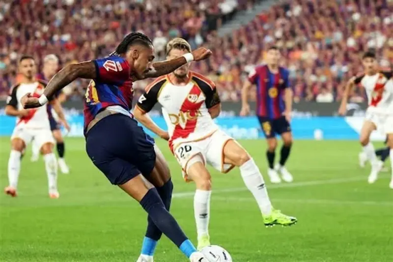 Barcelona golea 5-2 al Rayo; brillan Yamal y Raphinha