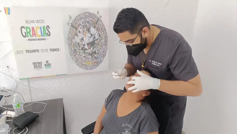 Acercan atención dental a familias desde Casa de Gestoría en Piedras Negras