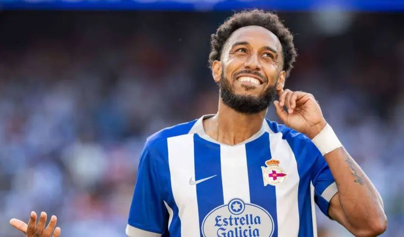La baja de Aubameyang obliga al Dépor a encontrar respuestas