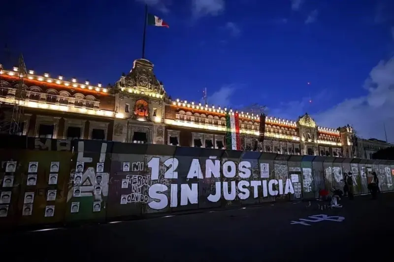 Acusan padres de los 43 retroceso en caso Ayotzinapa