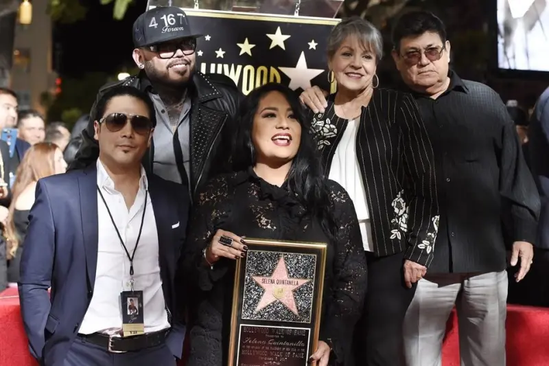 ¡Ahora sí! Demanda A.B. Quintanilla por herencia de Selena