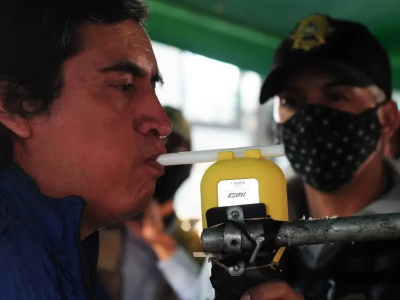 Alcoholímetro se despliega en las 16 alcaldías de CDMX por Fiestas Patrias