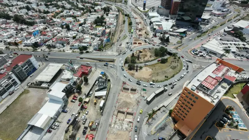 Avanza obra de Puente La Familia conforme a los tiempos previstos