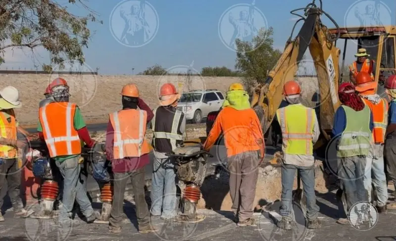 Caos vial por reparación de hundimiento en el bulevar Juan Pablo II