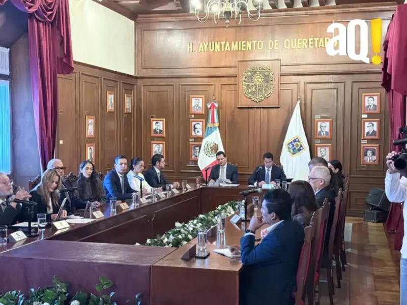 Rinde Felifer Macías su segundo informe de gobierno