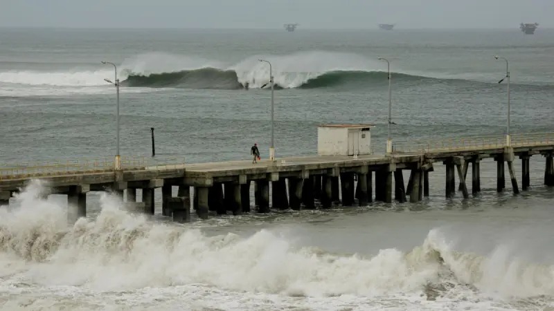 Huracán Marie: Cierran cinco puertos en Baja California Sur ante lluvias intensas