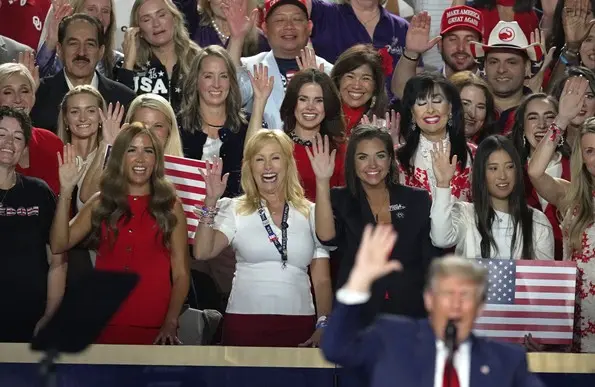 Estoy un poco cansado de la política: Trump
