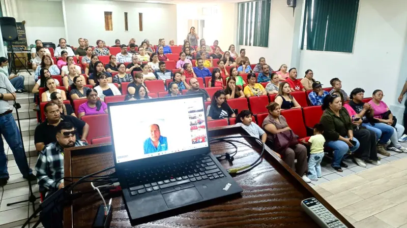Implementa Conalep taller para familias 'Comprendiendo la adolescencia actual'