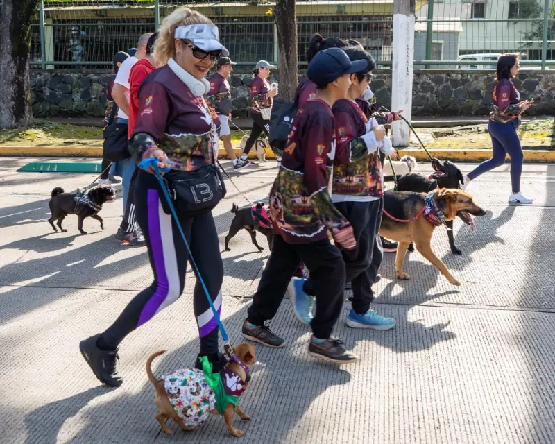 Realizan Carrera y caminata Dejando Huella