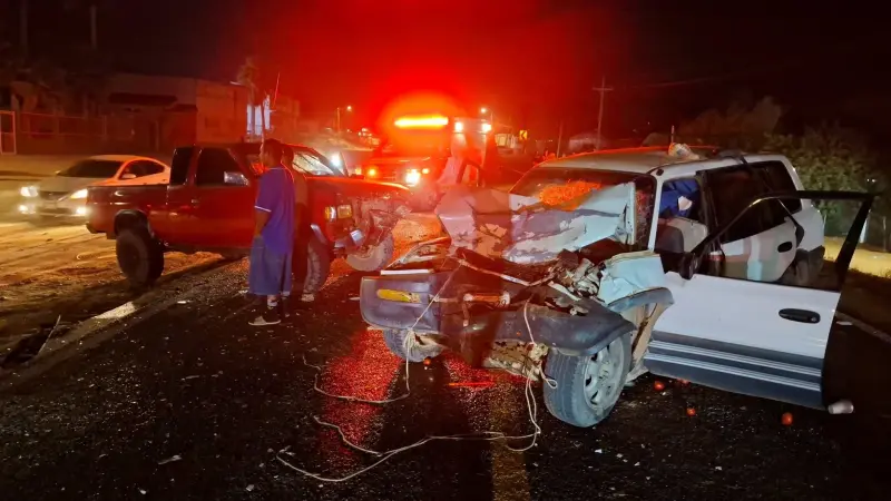 Accidente en San Quintín deja cuatro lesionados, entre ellos un bebé de 5 meses