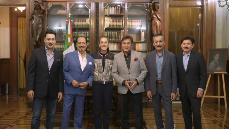 Sheinbaum se reúne con Los Tigres del Norte previo a las Fiestas Patrias