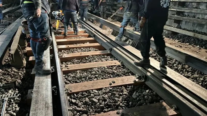 Comienzan a sustituir durmientes en tramo de la Línea 5 del Metro