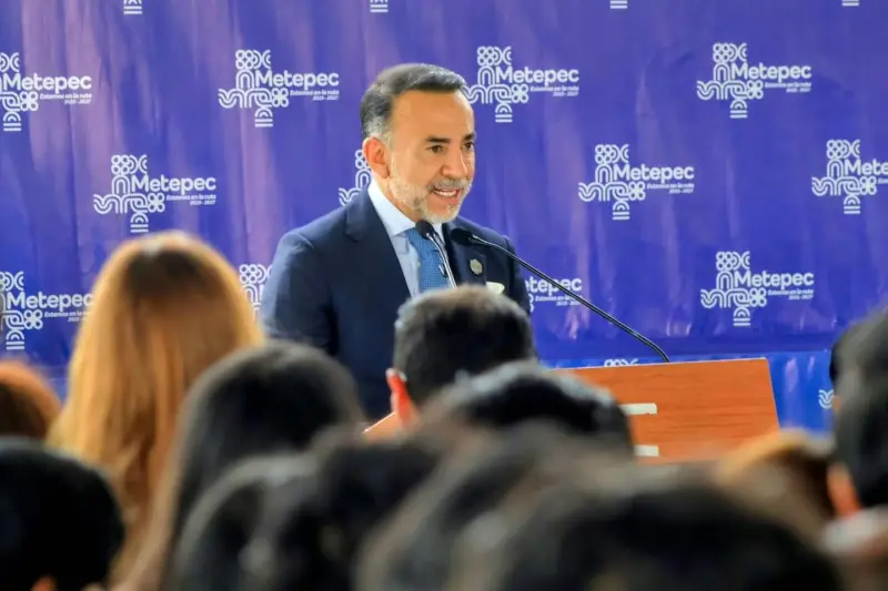 Reconoce Fernando Flores trabajo coordinado con Delfina Gómez en Edomex