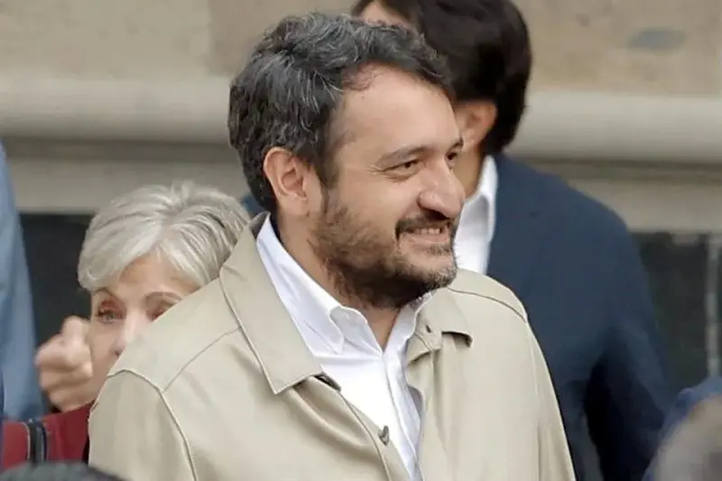 No hay orden de aprehensión contra Andy: FGR