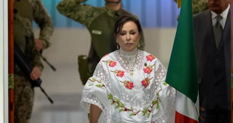 Conmemora Rocío Nahle el Grito de Independencia en Veracruz