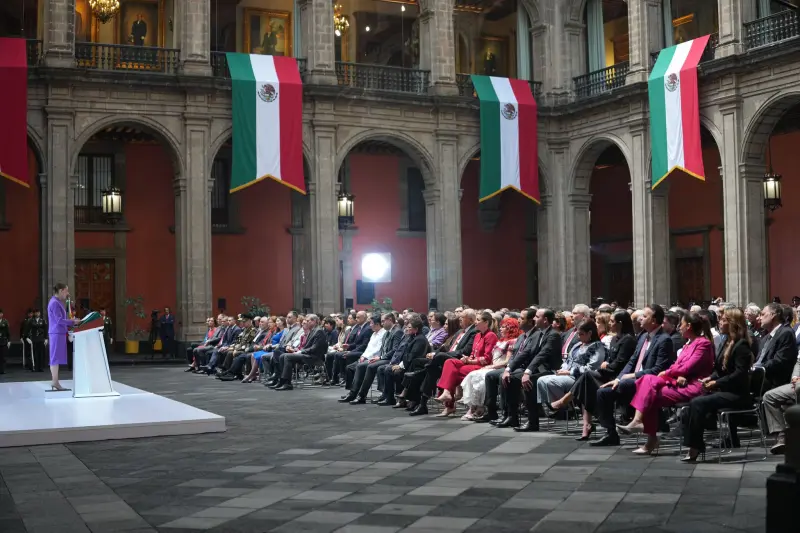 Pablo Lemus asistió al 2° Informe de Gobierno de Claudia Sheinbaum en Palacio Nacional
