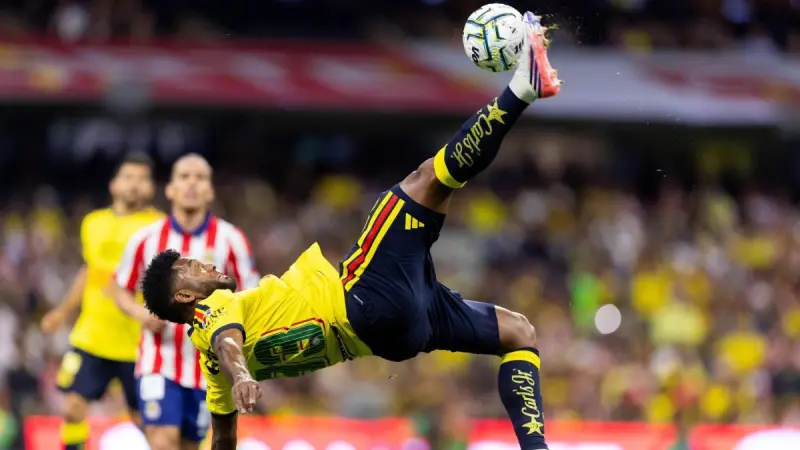 A propósito de la chilena de Miguel Borja, los golazos del América a Chivas ¿Cón cuál te quedas?