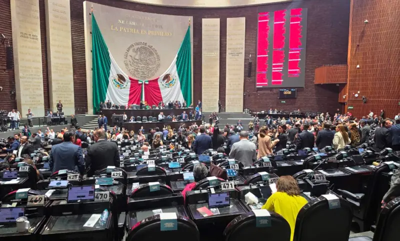Oposición arremete y aliados defienden Segundo Informe de Sheinbaum
