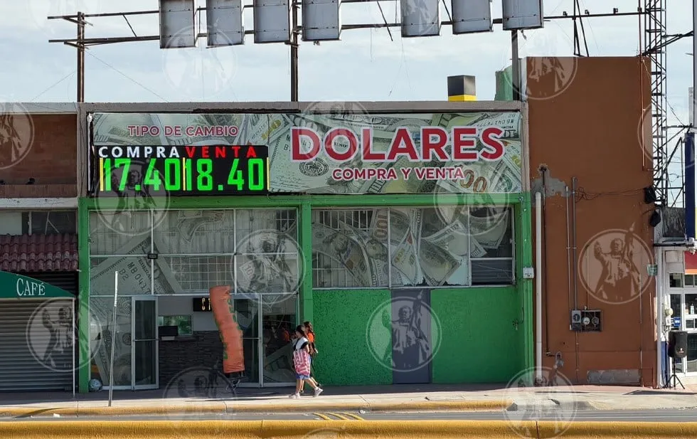 Nuevo máximo para el dólar; en centros locales llega 18.40 la venta