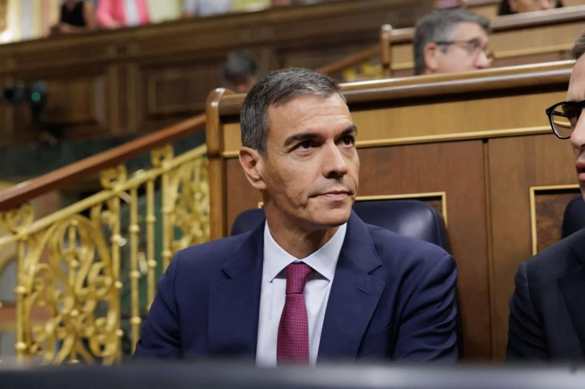 Sánchez pisa el acelerador: sacar un decreto exprés sobre centros de datos antes del 29-N