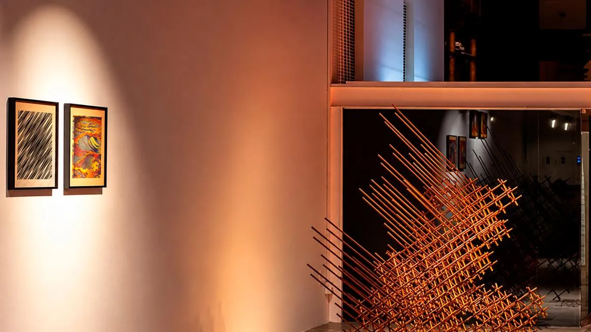 David Troice mide el tiempo con luz en Isla Project Space