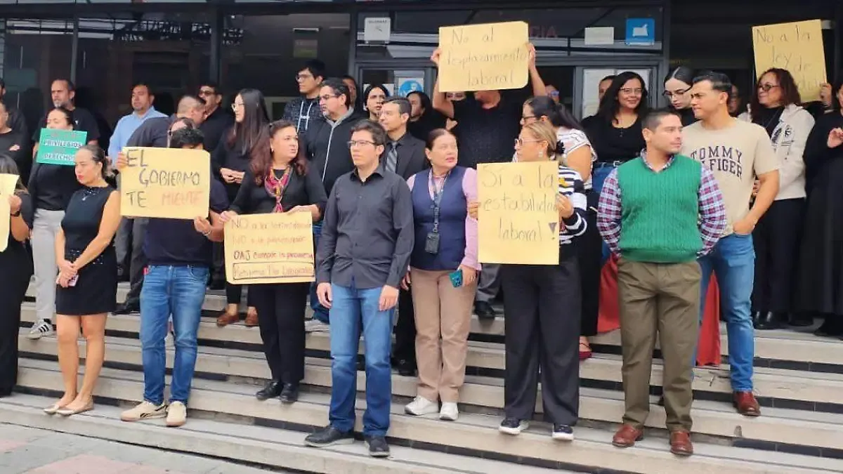 Trabajadores del Poder Judicial protestan en León