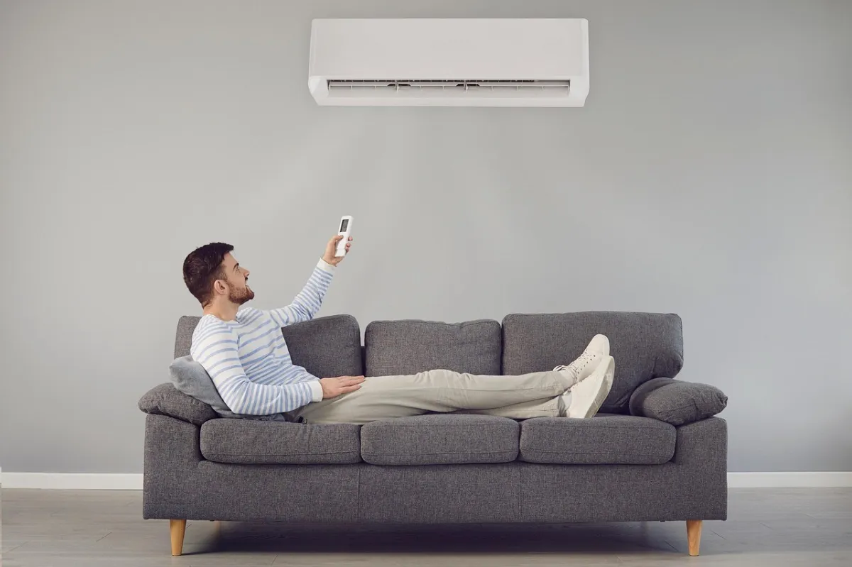 Minisplit convencional o inverter: ¿cuál conviene según cuántas horas se usa?
